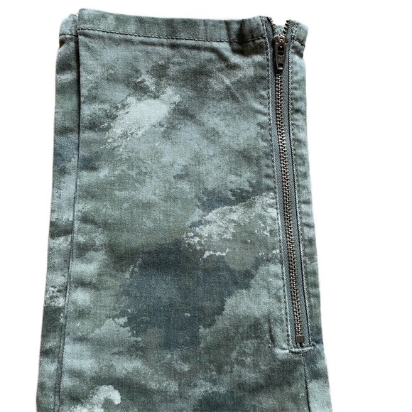 Urban Outfitters BDG camo pants jeans skinny leg ankle zip size 28 - Picture 7 of 12